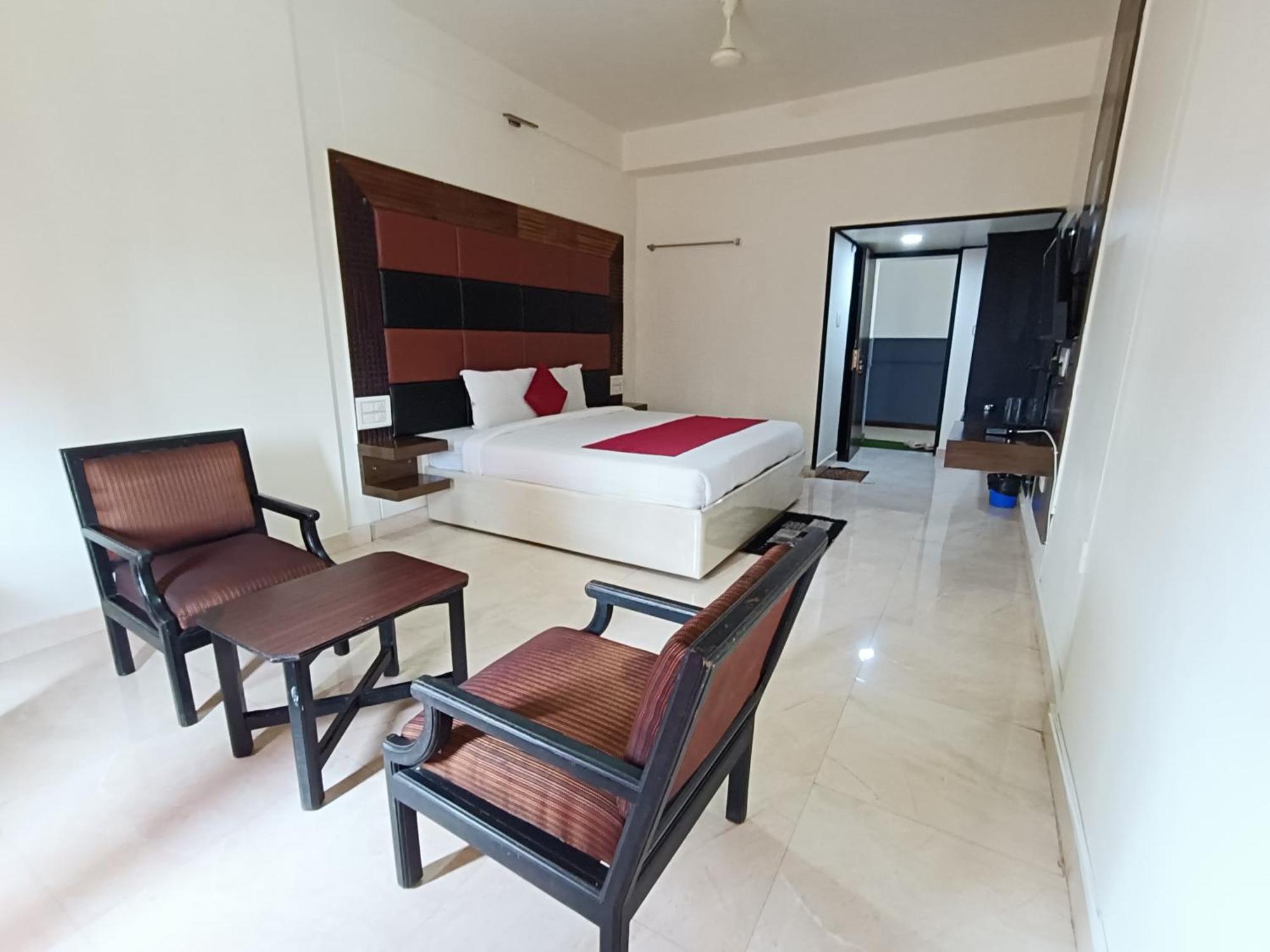 Hotel New Rajdarshan Madikeri Luaran gambar