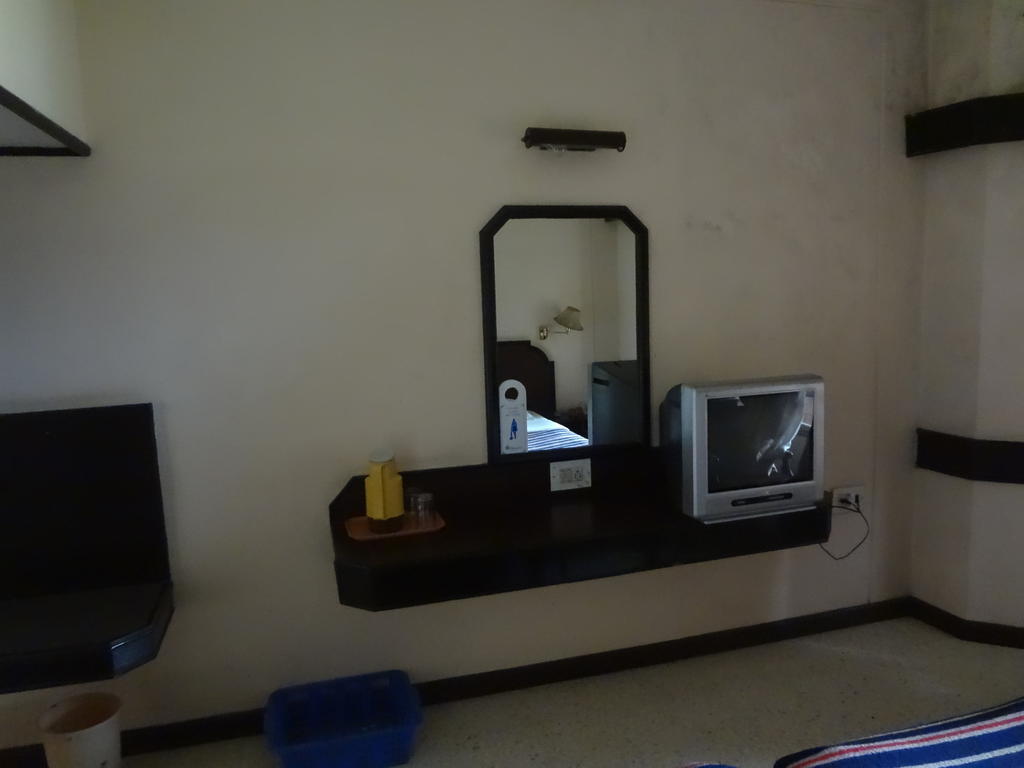 Hotel New Rajdarshan Madikeri Luaran gambar